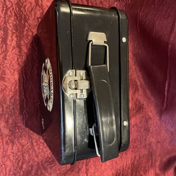 HOGWARTS Harry Potter Metal Tin Snack Box Carry Mini 6x3x4” - Picture 8 of 8